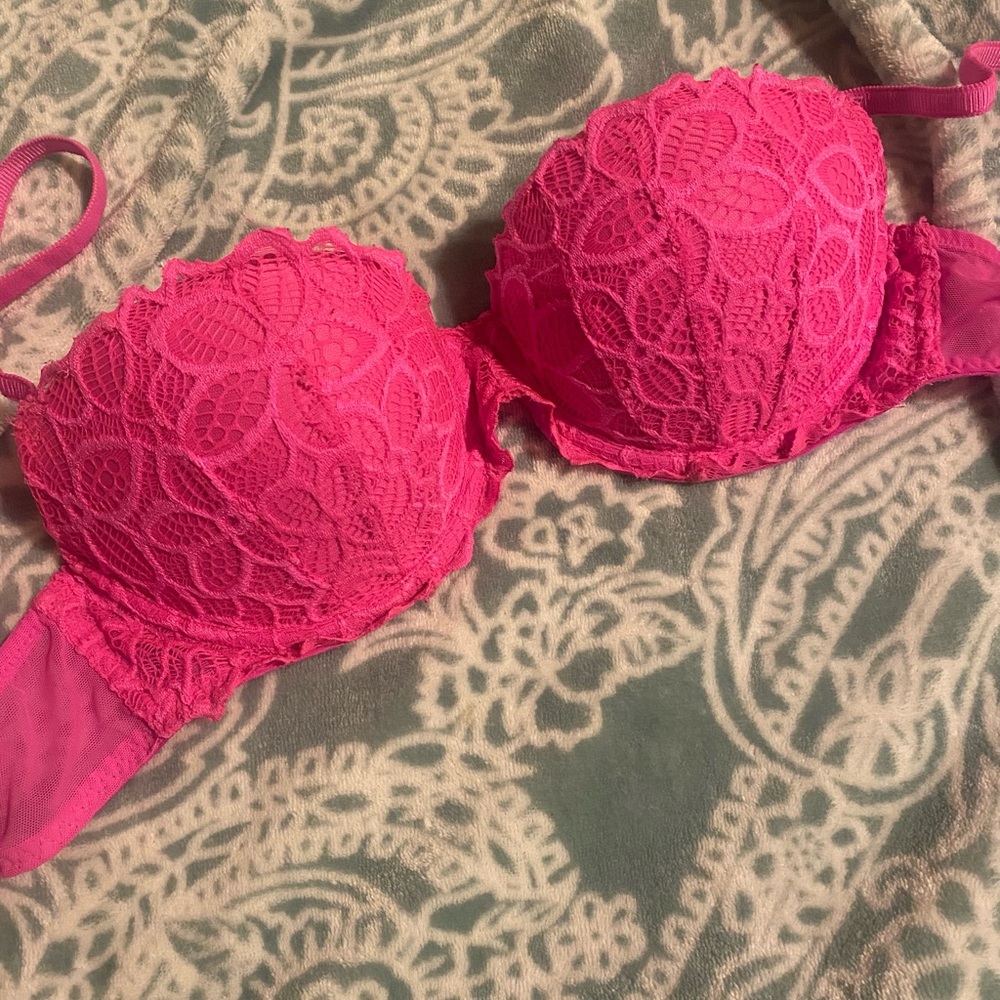 Victoria Secret Bra 34B
